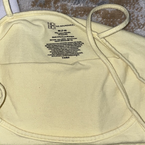 4/ Bundle of tank top - Picture 2 of 5